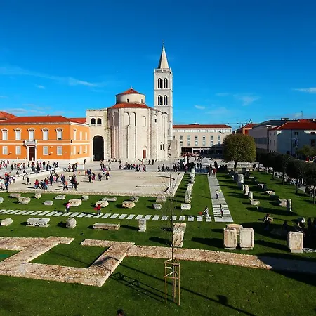 Green Corner Zadar Buitenkant foto